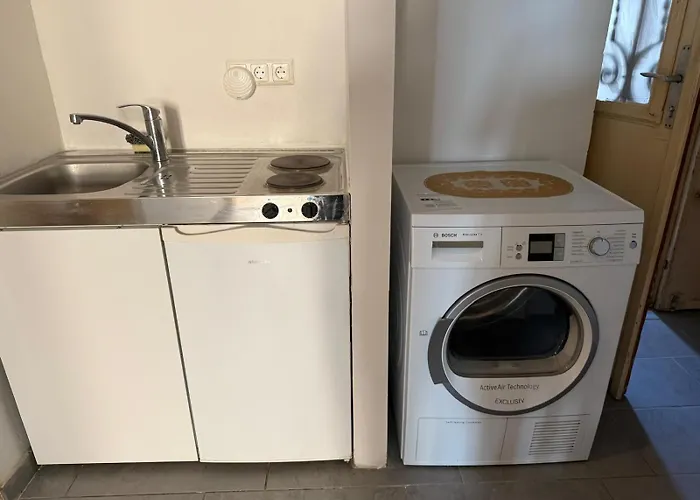 Peaceful 2br 15-min To Ottakring Station *